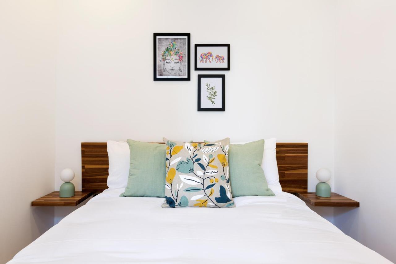 Spacious 4 Bedrooms Flat In New Oxford Street Лондон Екстериор снимка